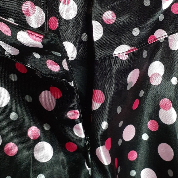 Size 10 Polka Dot Skirt with Tulle Trim - Picture 3 of 4